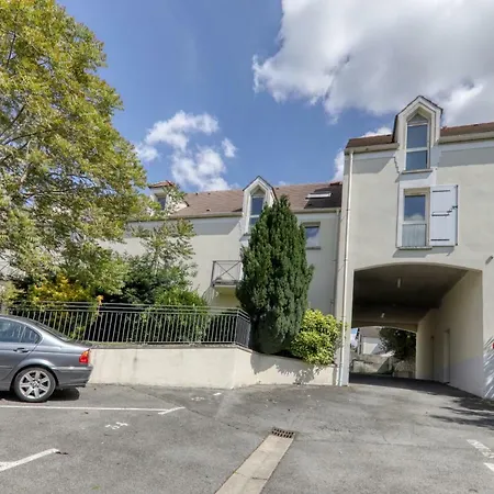 Le Vaillant Lägenhet Chalifert